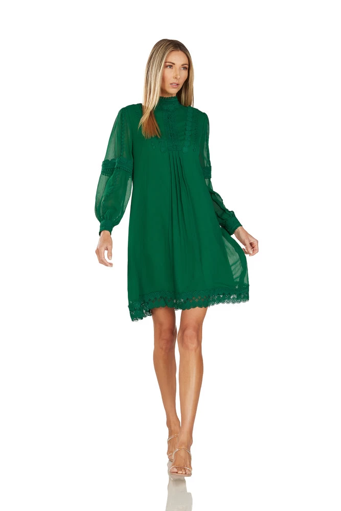 THEODORA SHIFT DRESS EMERALD GREEN 1 THEODORA SHIFT DRESS EMERALD GREEN