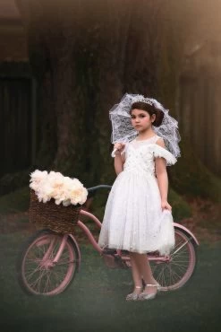 PIPER LACE PARASOL WHITE -Trish Scully 19 5