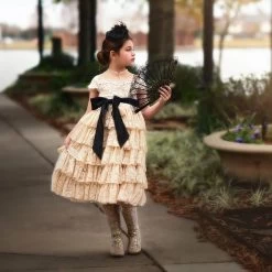 BELLISSIMO VENTILATORE 9 BELLISSIMO VENTILATORE -Trish Scully 1 549648a5 0825 4d2a aa42 5f984903bc2d