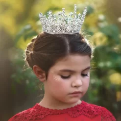 AMORET CROWN -Trish Scully 1 b144e753 4bb9 4be1 ada9 f55a0276afe2