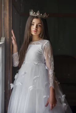 MISTRAL CROWN -Trish Scully 213 3