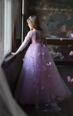 LILIANA DOLL -Trish Scully 58 5