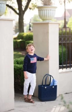 HENRY PANT WHITE -Trish Scully whitepantsflagsweater2